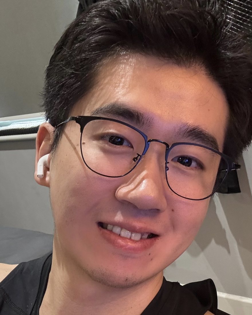Portrait of Zhe Li